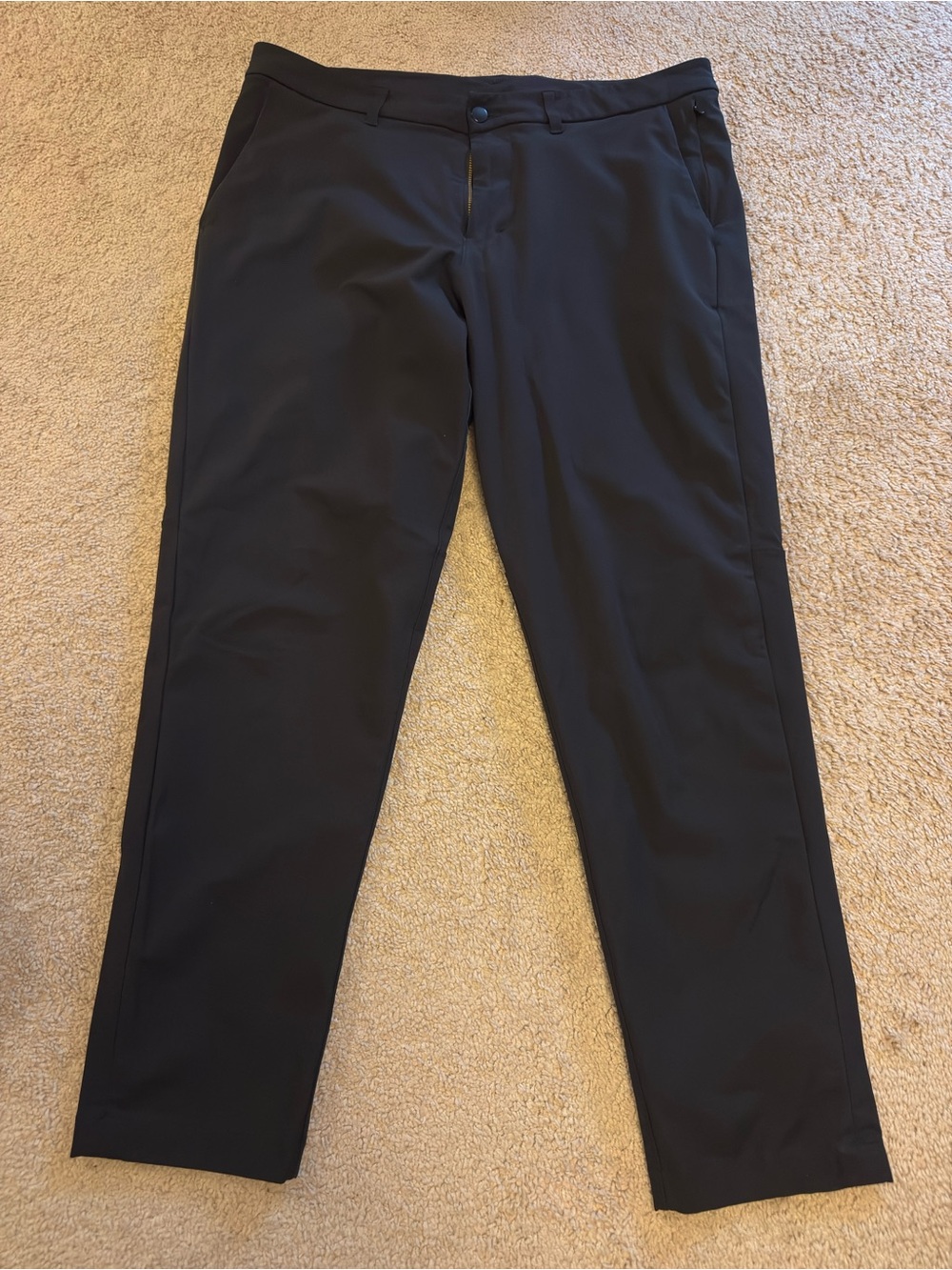 Lululemon Commission Slim Pants black. Size 36x28.